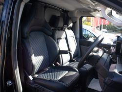 TRANSIT CUSTOM