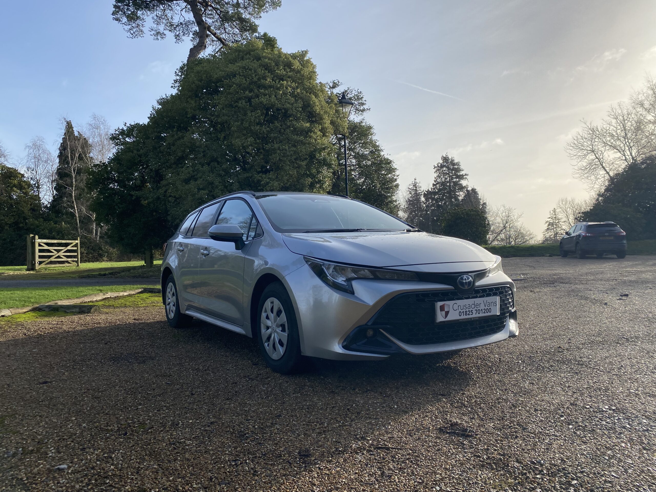 Toyota Corolla Petrol 1.8 VVT-i Hybrid 140 Commercial Auto - Crusader Vans